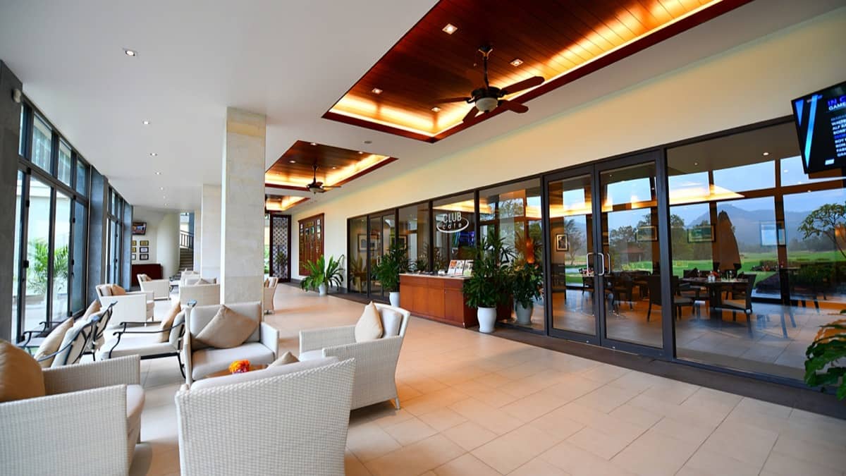 Nhà hàng Golf Café tại Laguna Lăng Cô